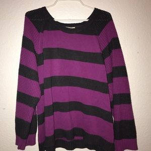 Oversized knitted sweater